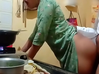 Jav Milf Aunty Gets Fucked By Young Boy In Kitchen - Must-Watch Video!