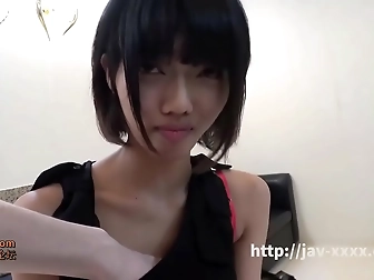 Jav Sweetie With Small Tit Gets Creampied After Hot Dick Sucking In The Bathroom - A Must-Watch For Fans Of Japanese Beauty!